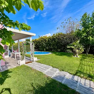 Tinmar Barbie House Ferienhaus
