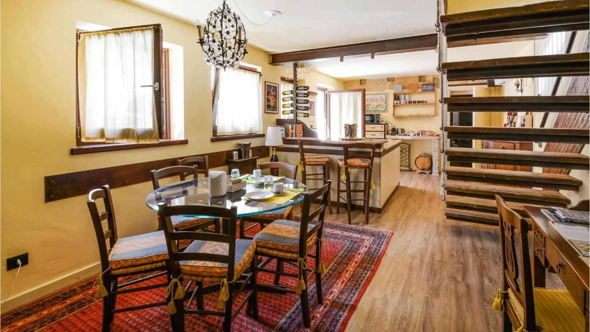 Awesome Home In Verona With Kitchen contacts